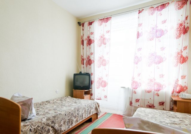 Гостиница Искож Киров-82