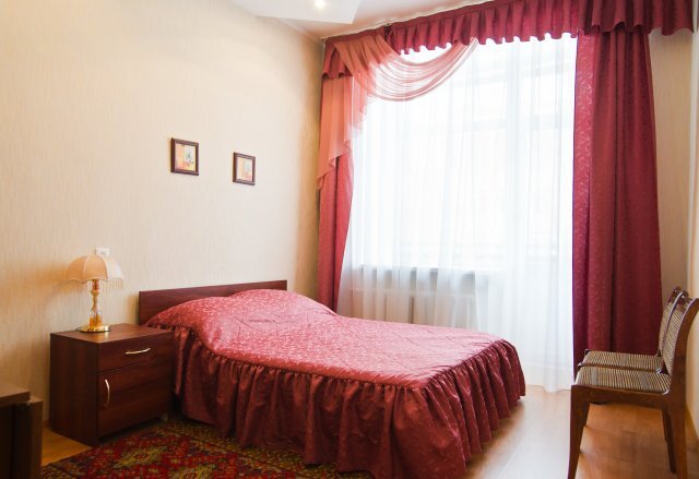 Гостиница Искож Киров-83