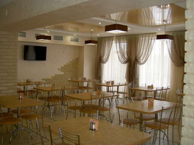 Гостиница Искож Киров-84